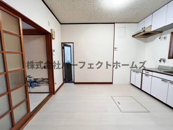 野村中町戸建　賃貸の物件内観写真